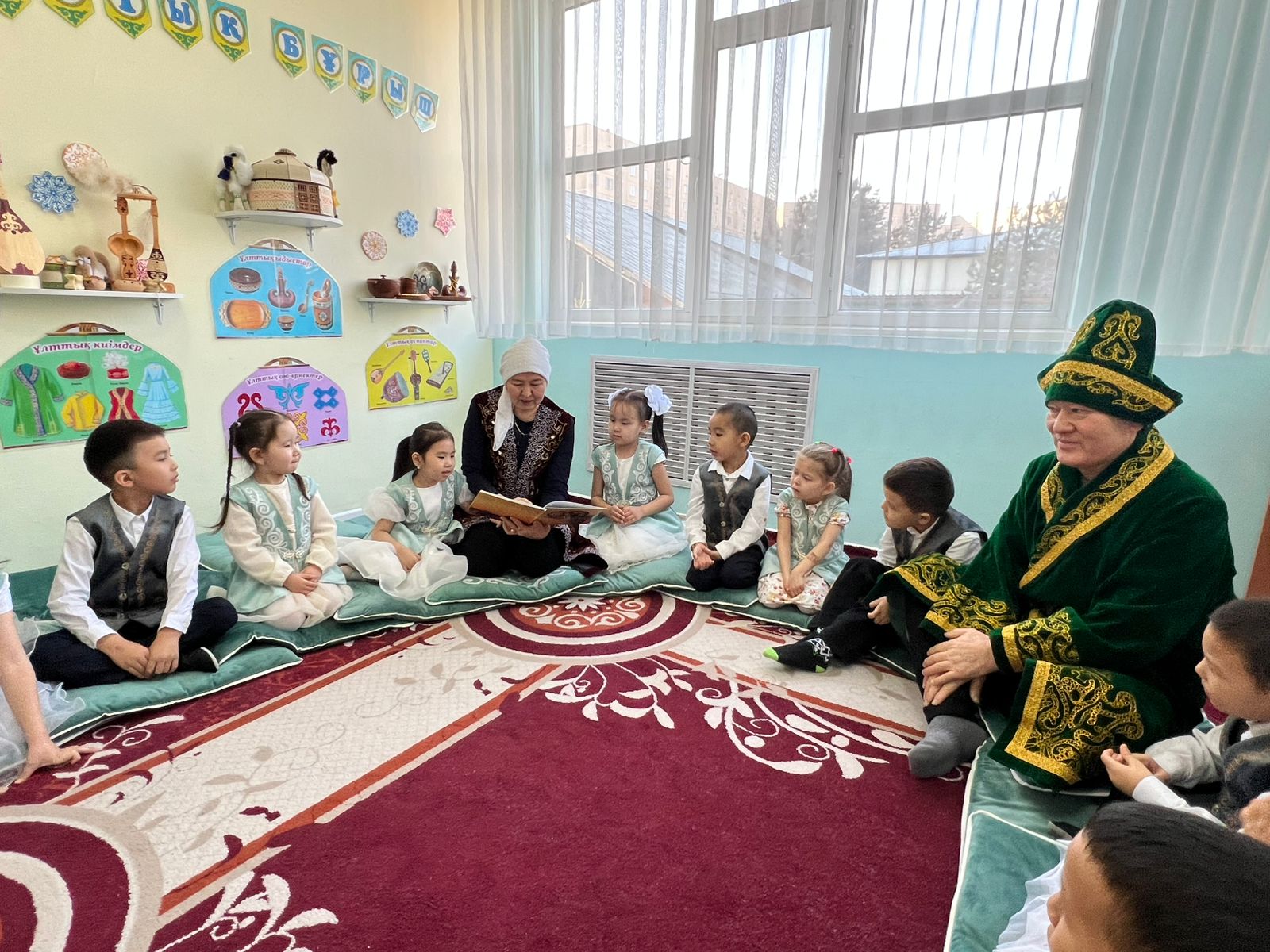 “Ата - баба дәстүрі ұрпаққа өнеге” деп өскелең ұрпаққа бабаларымыздан жеткен салт - дәстүр мен ұлттық ойындарды насихаттау біздің міндет. Өз тарихын терең ұғынып, ұлттық құндылықтарын шын бағалай білетін халықтың ғана болашағы мәңгі болмақ.