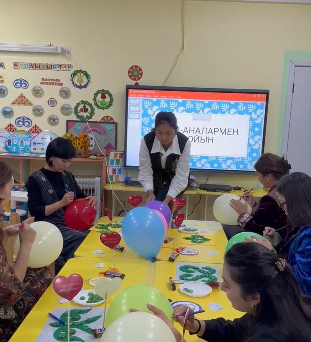 "Қарлығаш" тобының ата-аналар жиналысы💐